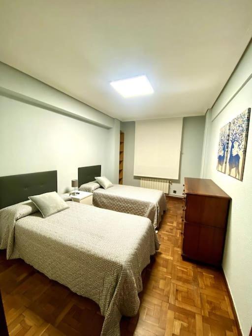 Completo Piso En Santander A 5 Minutos Del Centro Apartment Exterior photo